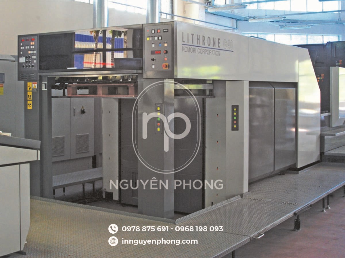 Trang thiết bị hiện đại tại xưởng in